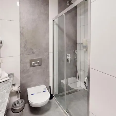 King Ataturk Airport 3*