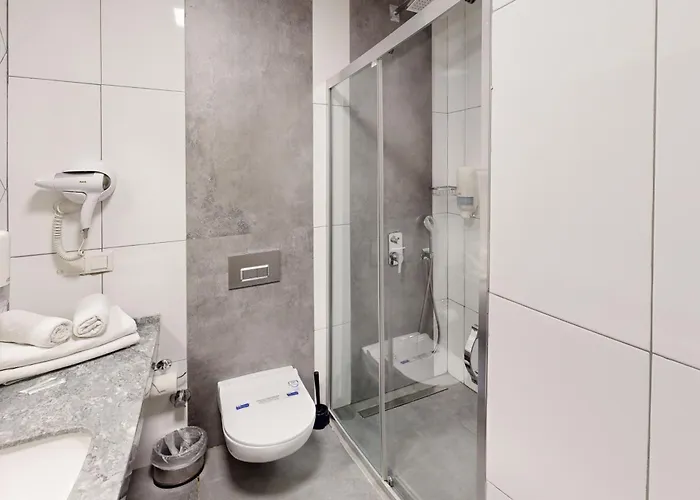 King Ataturk Airport 4*